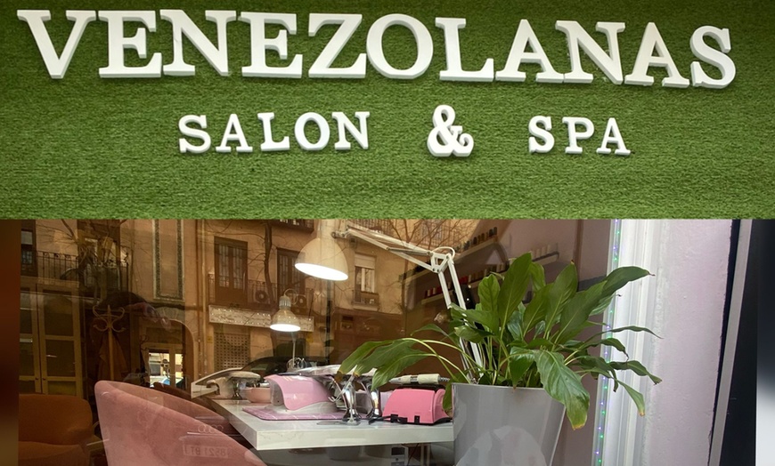 Image 2: Sesión de peluqueria con lavado, mascarilla, corte y opción a tinte 