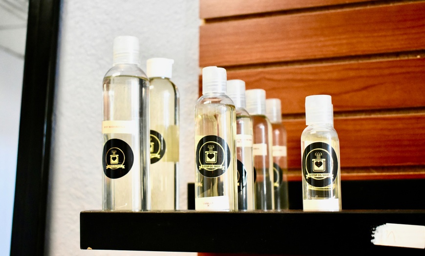 Image 4: Lotion/ Body Wash Making Workshop for 1, 2 or 4 w/ 50% Off on Products