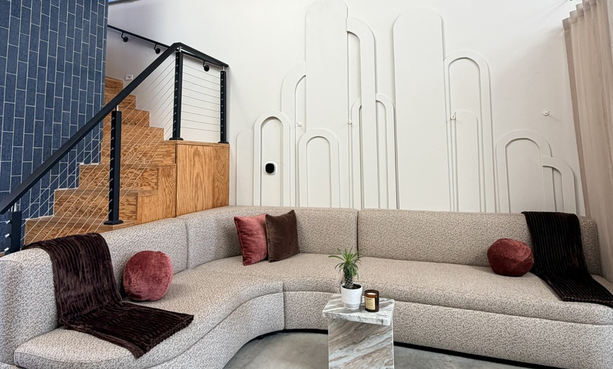 Image 2: B-12 + MIC Vitamin Injections, Venice Myers, or NAD+ Injection