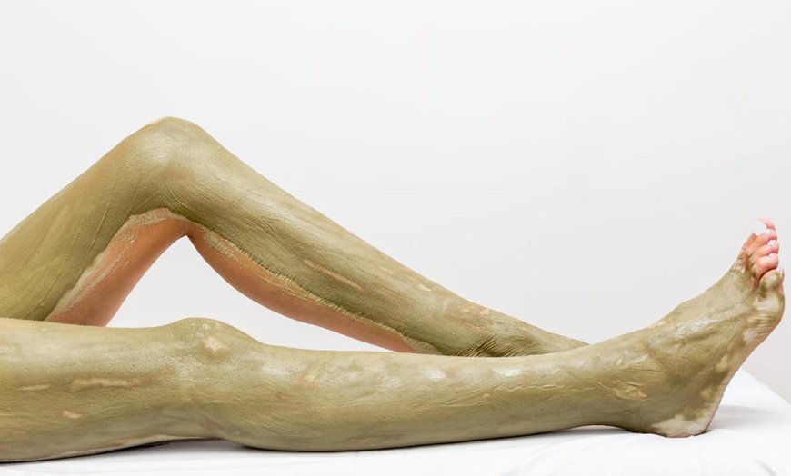 Image 12: Escapada Relajante al Balneario de Fitero con Masaje y Spa para Dos 