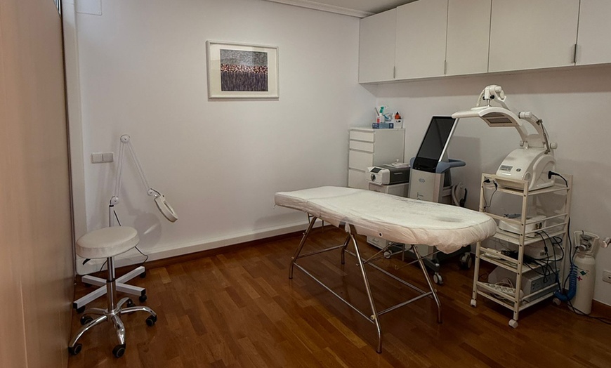 Image 3: Eliminación de tatuajes con láser