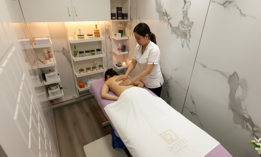 Image 3: Enjoy a 45-Min Couple Spa Treatment with Optional Hair Spa or Facial