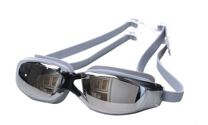 Image 6: Swim Goggles, No Leaking, Anti-Fog UV Protection Swimming Goggles