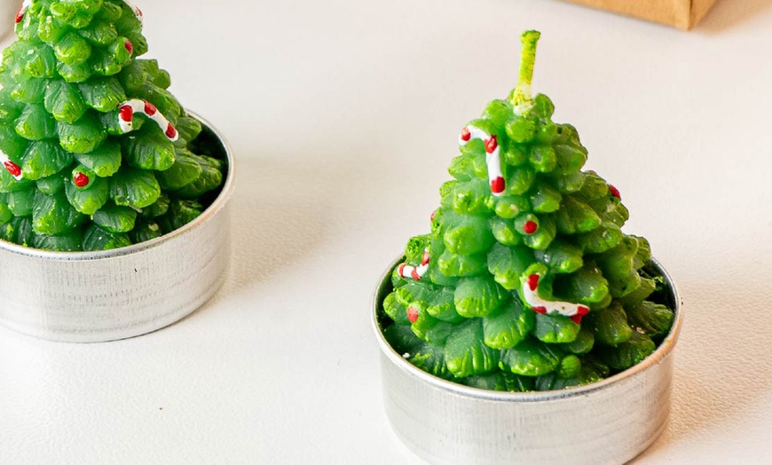 Image 4: Set di 18 candele tea light natalizie