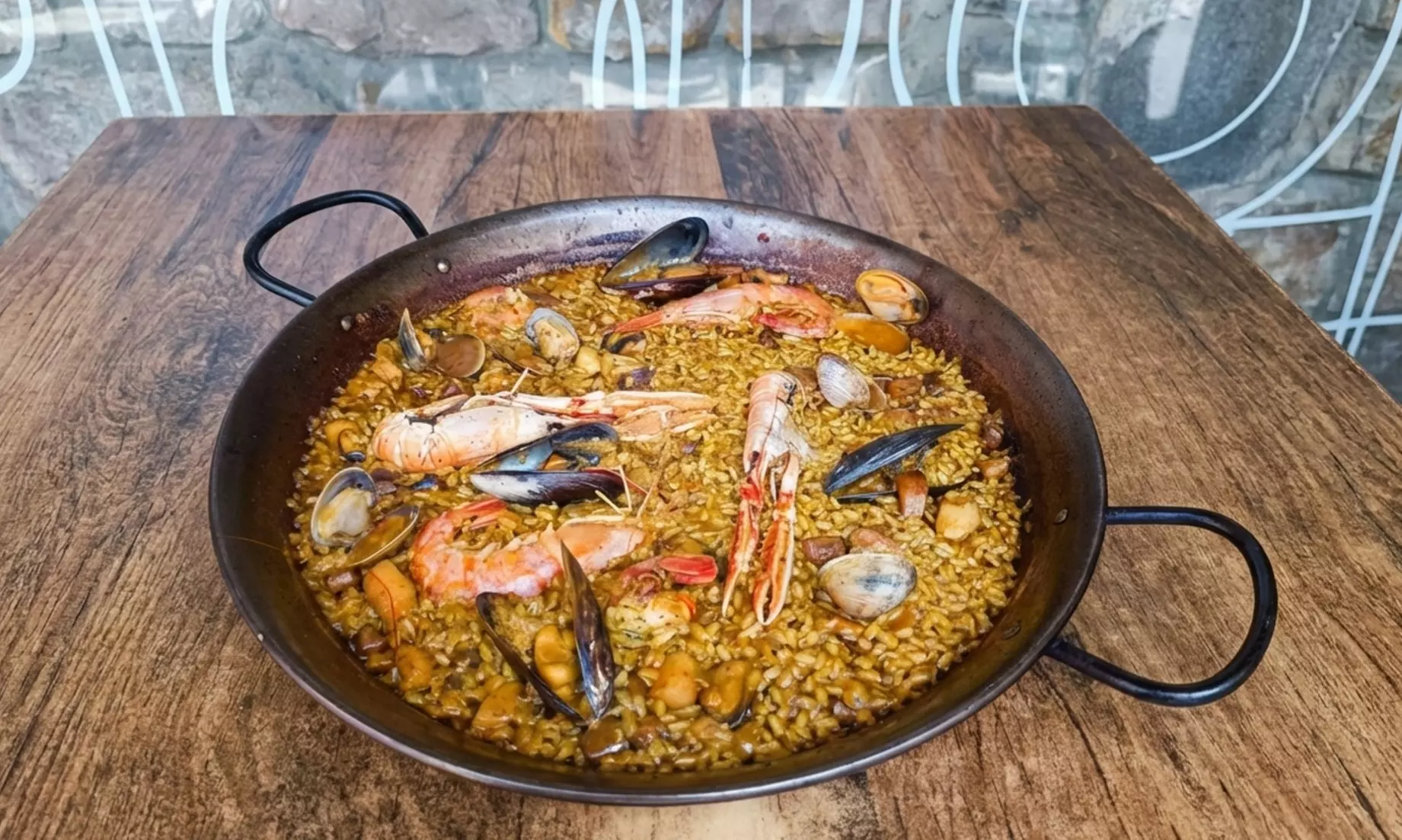 Menú Arroz para 2 o 4 personas con entrantes, arroz, postre y bebida