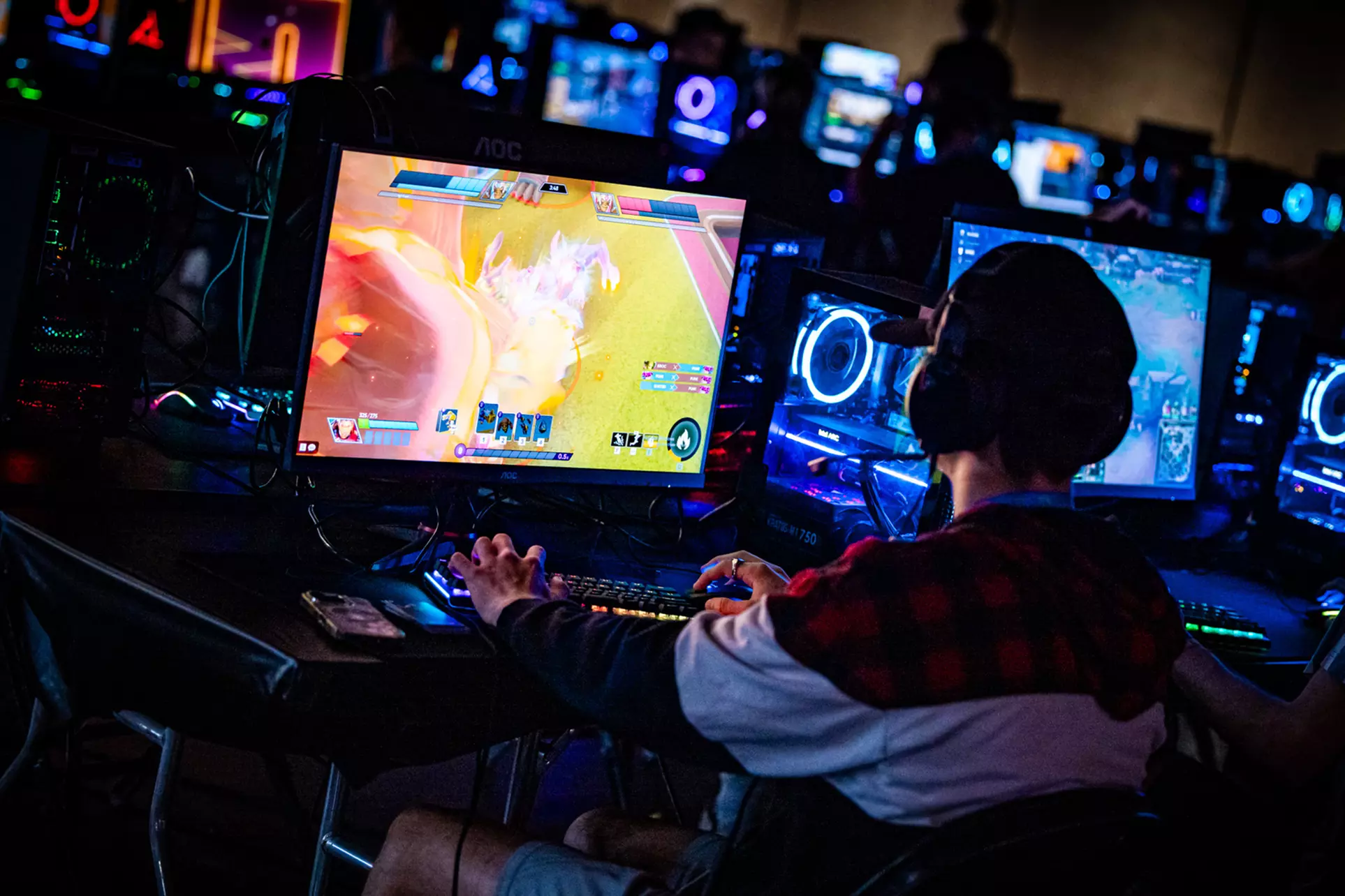 Atlanta's Biggest Gaming Festival: DreamHack Esports & Cosplay!