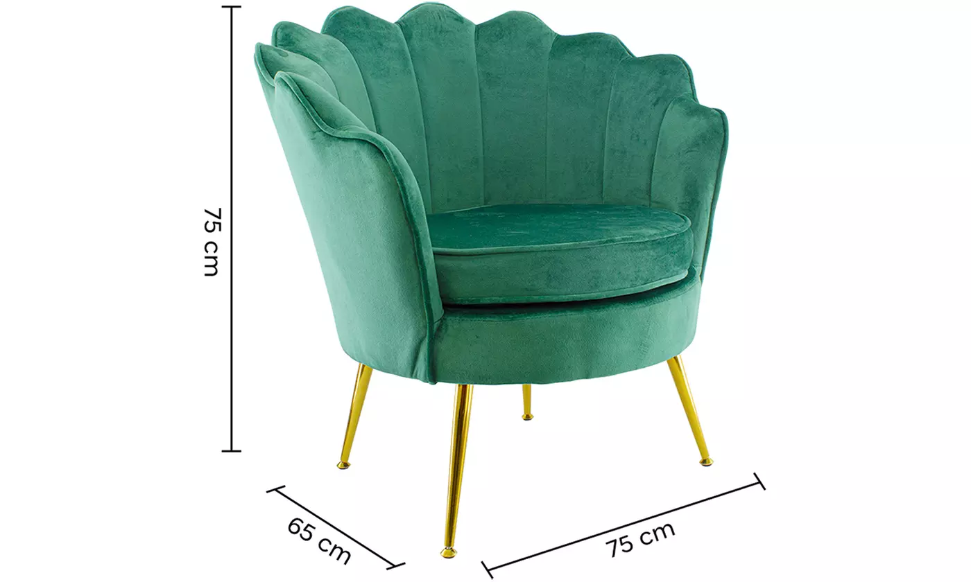 Poltrona con schienale a conchiglia