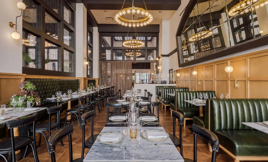 Image 15: Spacious 4* Hotel in Downtown Los Angeles