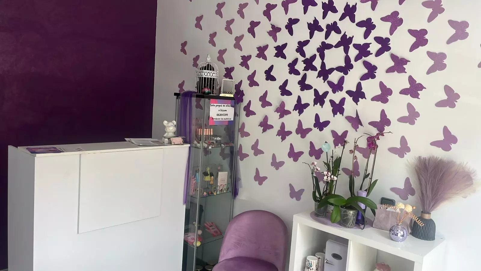 Manicura, pedicura exprés o primera puesta de uñas con gel/acrílico