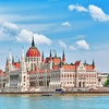 Image 2: ✈ Budapest & Prague: 4/6 Nights with Hotels, Train Transfers & Flights