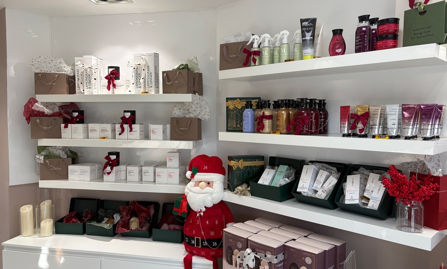 Image 5: 60, 90, or 120-Minute Relaxing Pamper Packages


