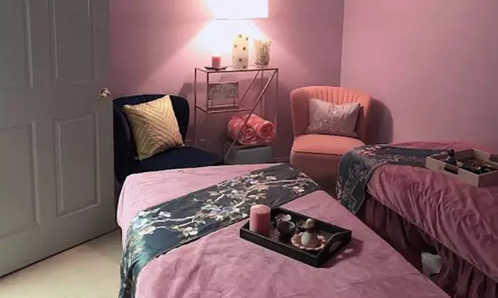 60-Minute Swedish, Deep Tissue, or Couples & Hot Stone Massage 