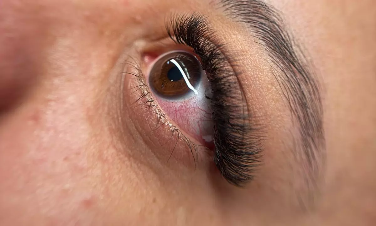 Up to 36% Off on Eyelash Extensions at Rose Beauty Lounge