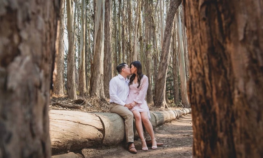 Image 3: Photoshoots: 30-Min, 90-Min, or 4-Hr with Photos & Prints