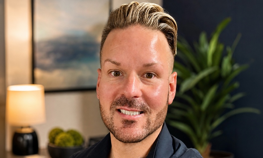 Image 6: Transform Your Look with Women's & Men's Haircut