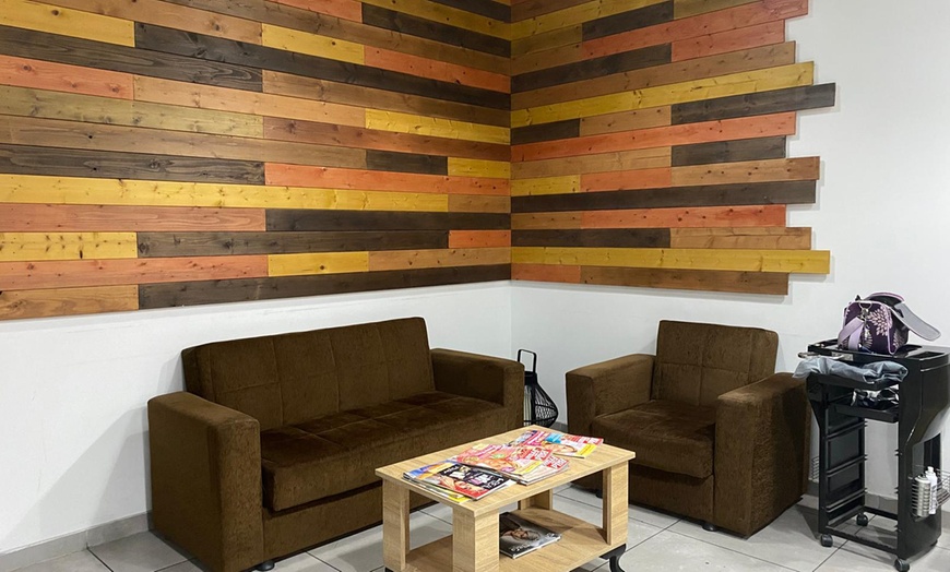 Image 7: Microneedling, Aqua Facial oder BB-Glow-Behandlung für 1 Person