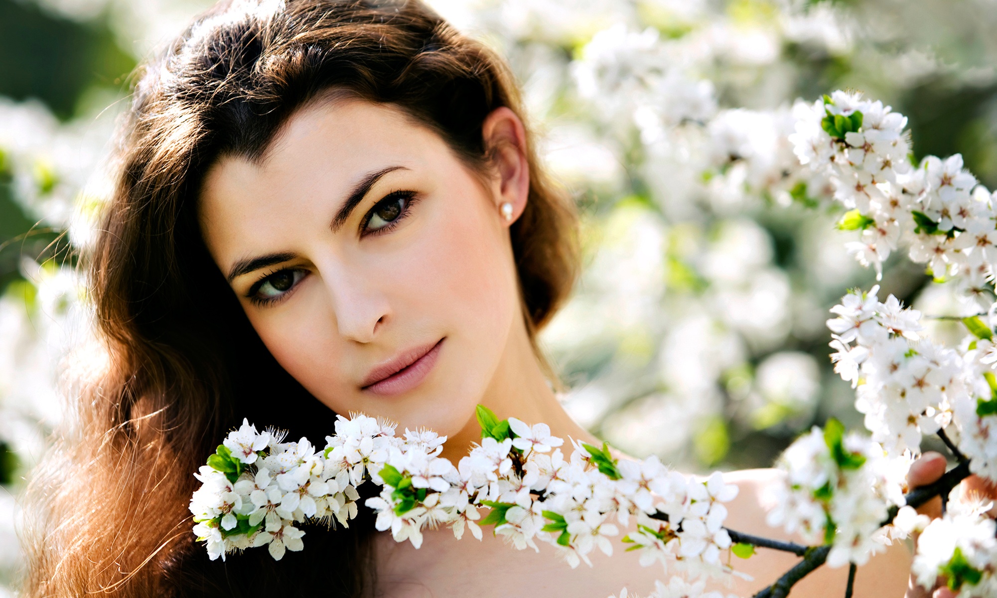 Rejuvenate Your Skin with a Hydrafacial Session