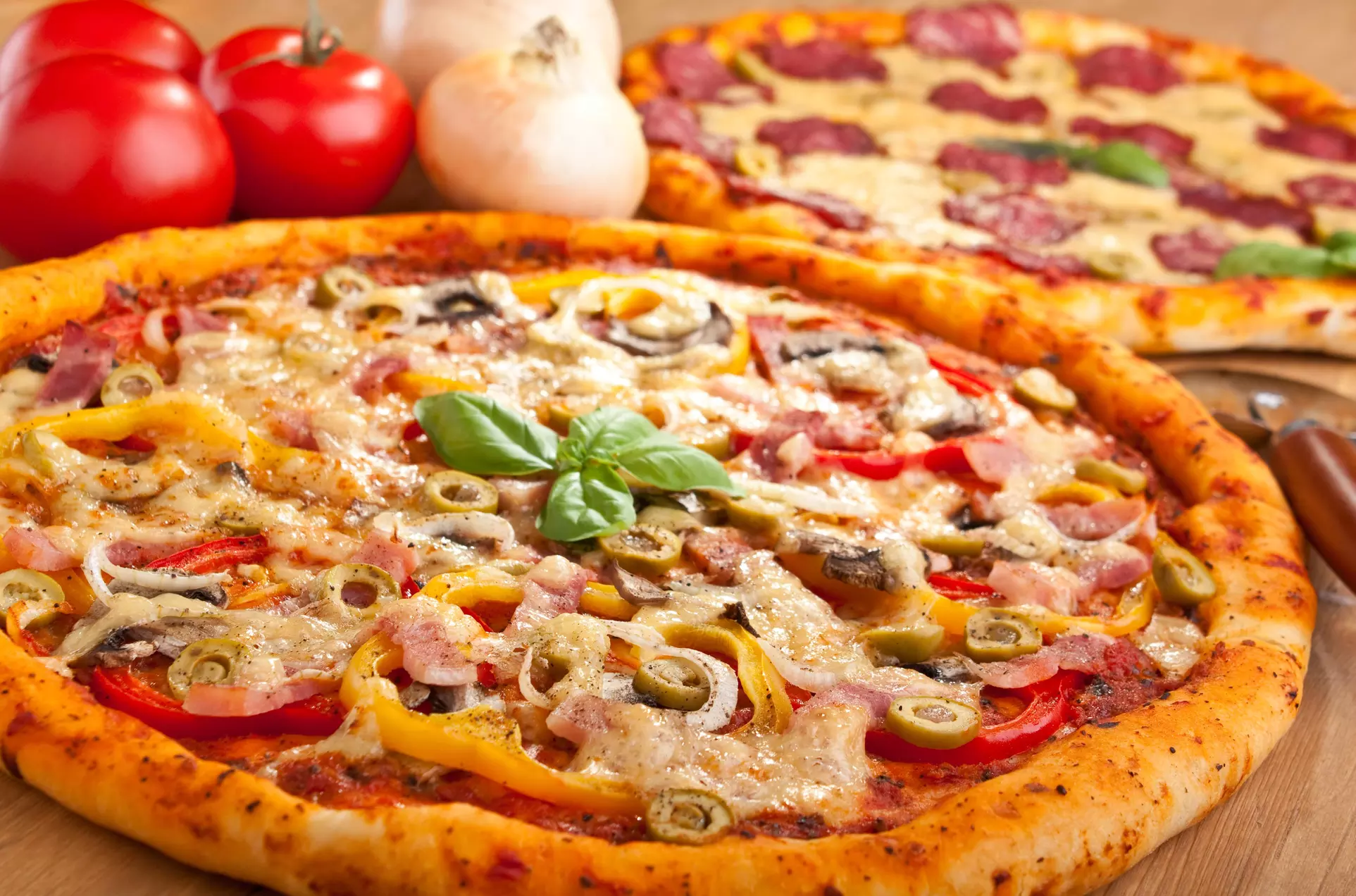 $5 Off Any Menu Item(s) Purchase of $30 or More at Metro Pizza - Primary Image