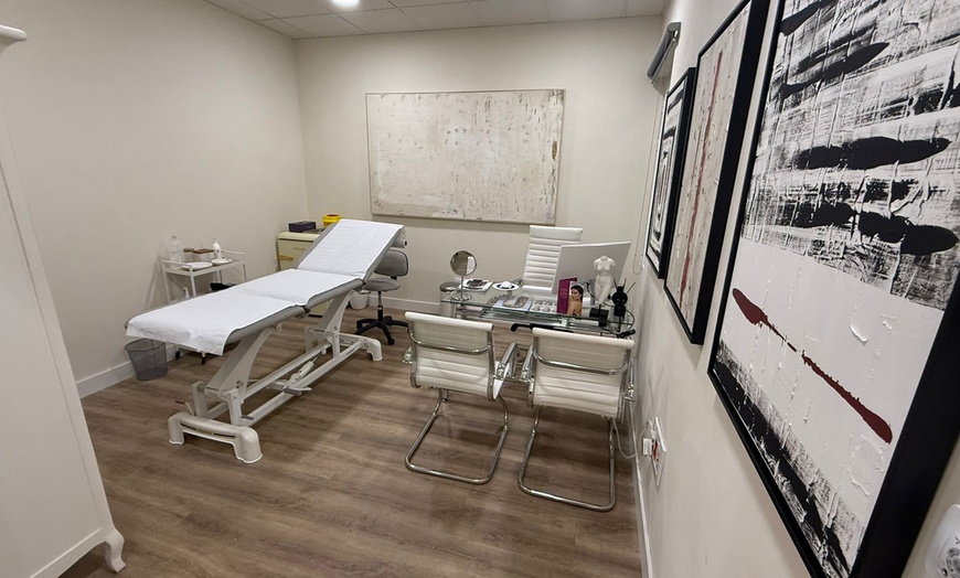 Image 2: Relleno dérmico facial  reafirmante y tensor con 1 vial 