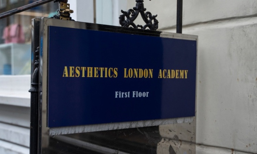 Image 4: Up to 62% Off on PRP Hair loss or Face Treatment at Aesthetics London Academy