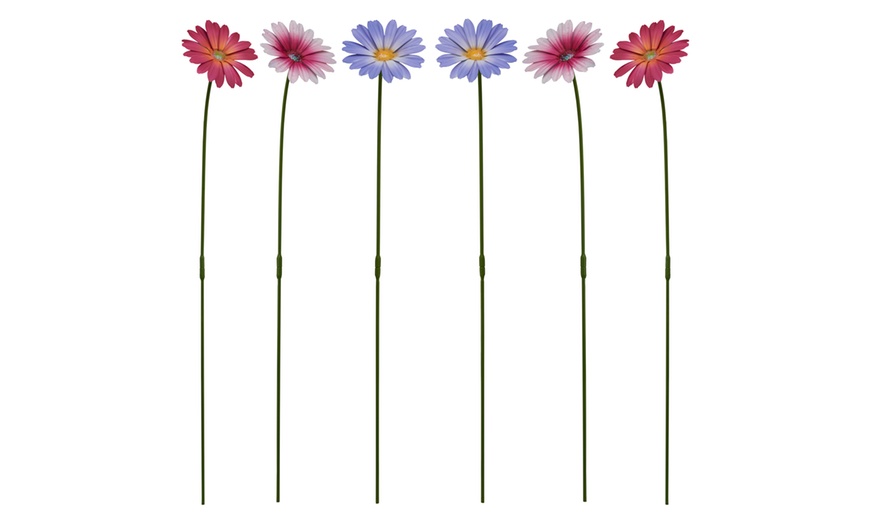 Image 4: 6 or 12 Pack of Metal Flower Stakes - Pansy / Sunflower / Daisy
