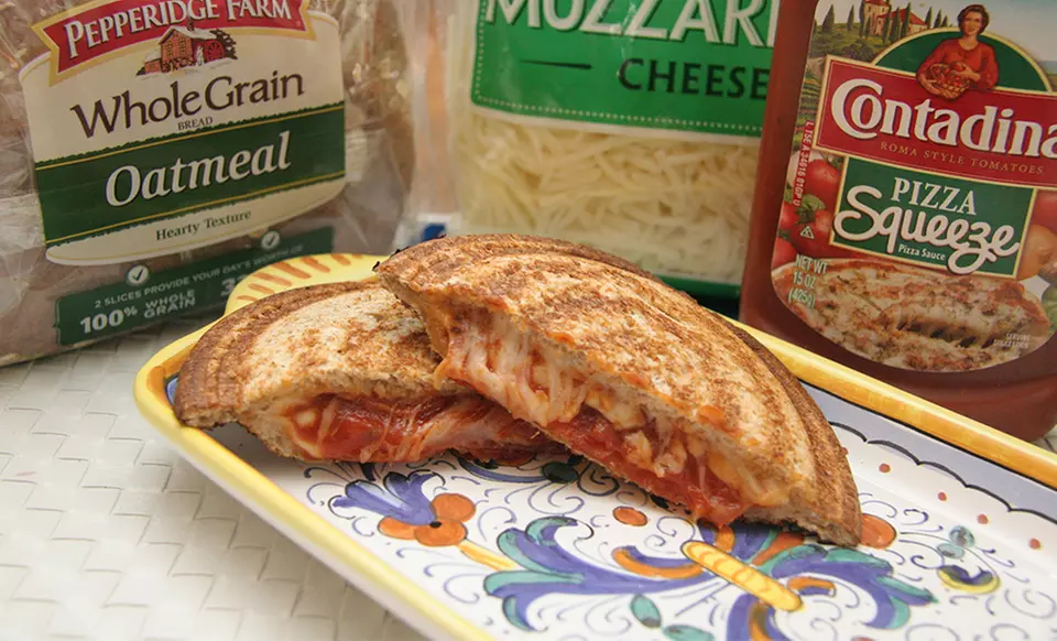 Toas-Tite Retro Sandwich and Pie Maker - Second Medium