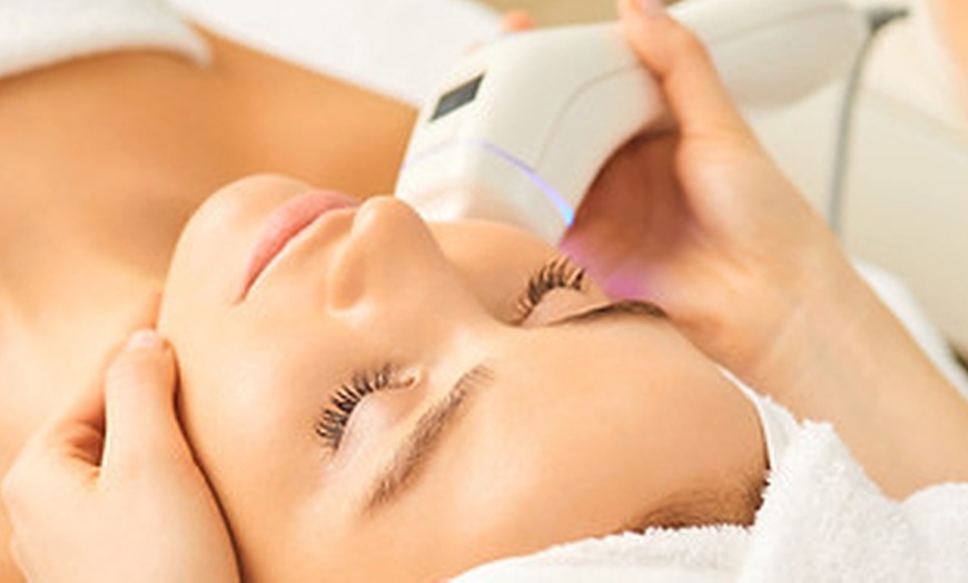 Image 2: HIFU Face, Neck & Body Sculpting Treatments