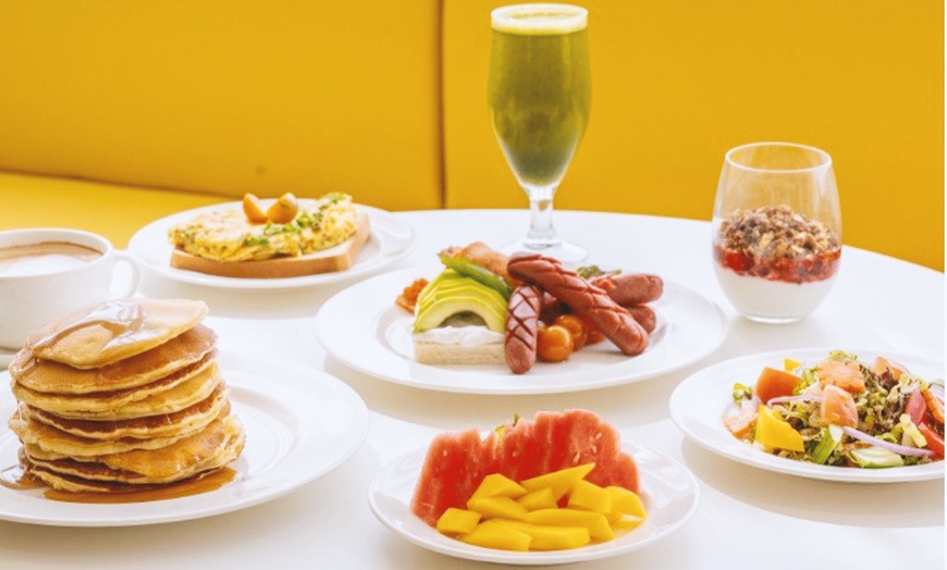 Image 3: International Dinner Buffet w/ Juice for up to 4 Adults or 1 Kid