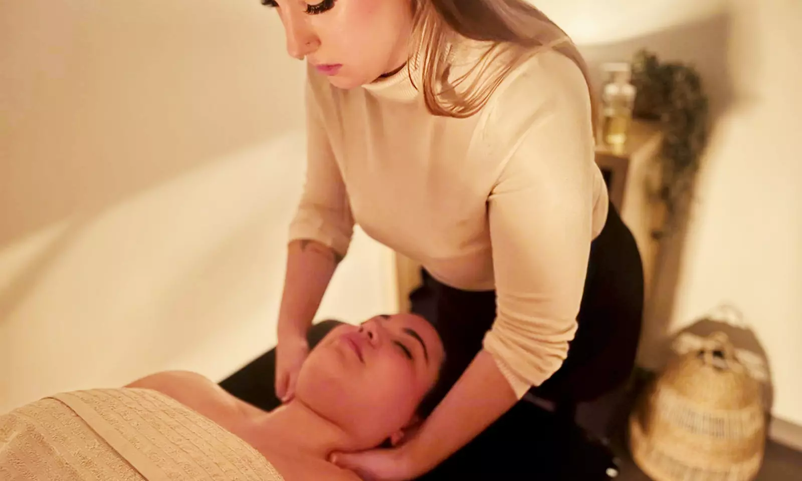 Masaje en pareja: relajante o ritual de "Masajes del mundo" a elegir