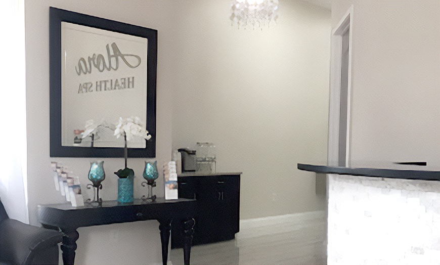 Image 3: Experience Lymphatic Drainage with a Post-Surgery Massage