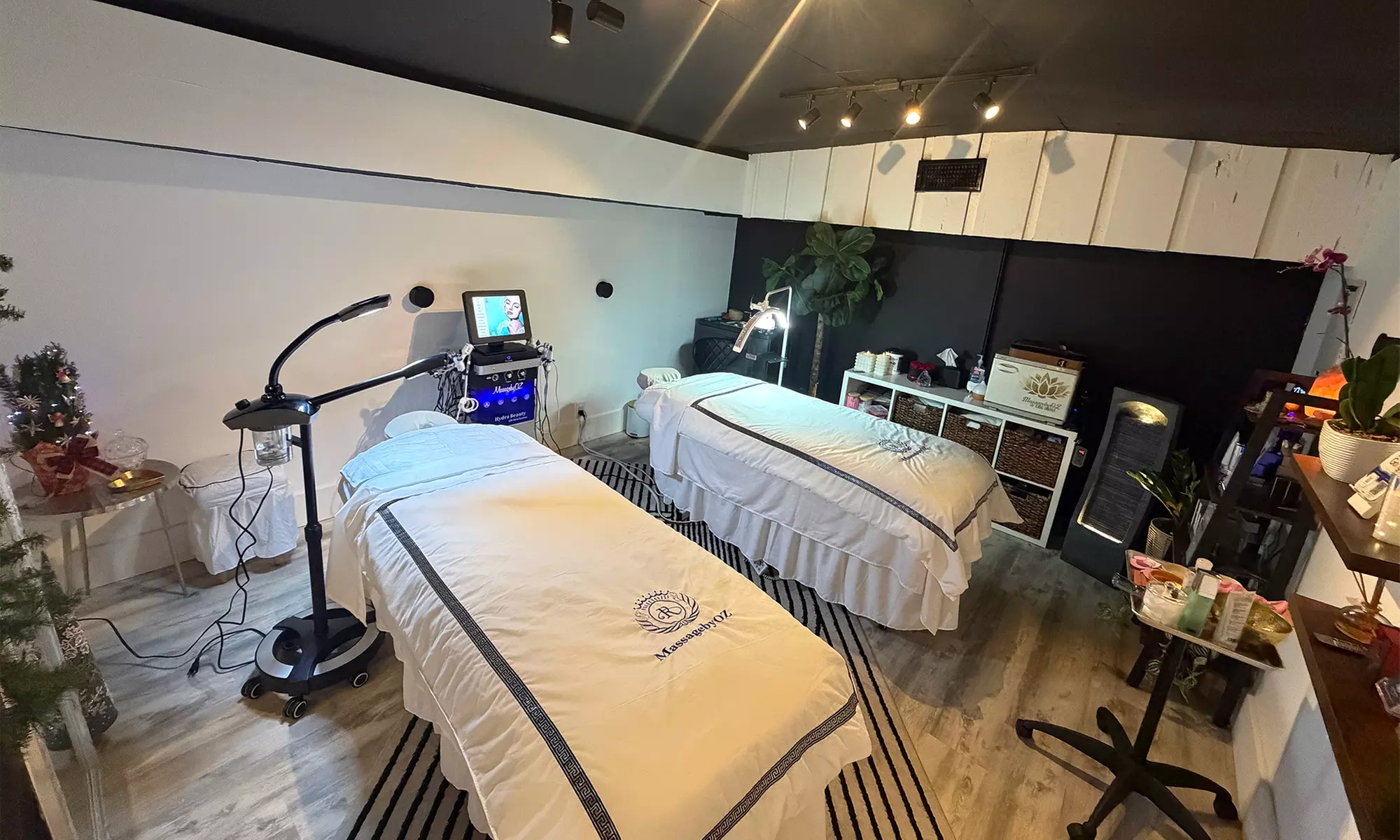 Discover Tranquility with a 60 or 90-Minute Couples Massage