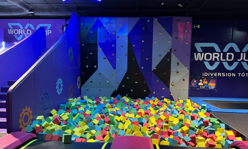 Image 12: 1 hora de saltos en World Jump - Atenea para 1 persona