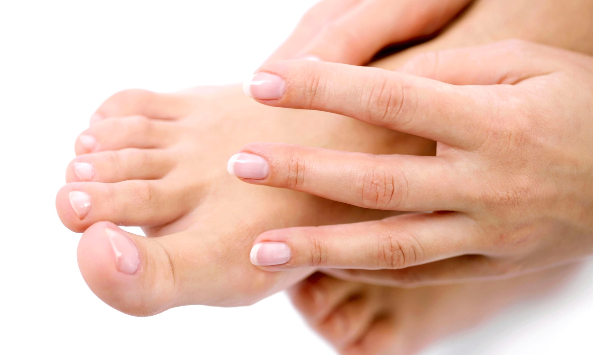Maniküre und / oder Pediküre
