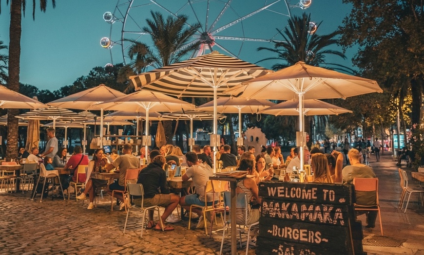 Image 7: Menú de hamburguesa para 2 personas con opción a cóctel en Makamaka