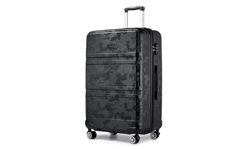 Image 6: Three Piece Fashion Camouflage Luggage Set