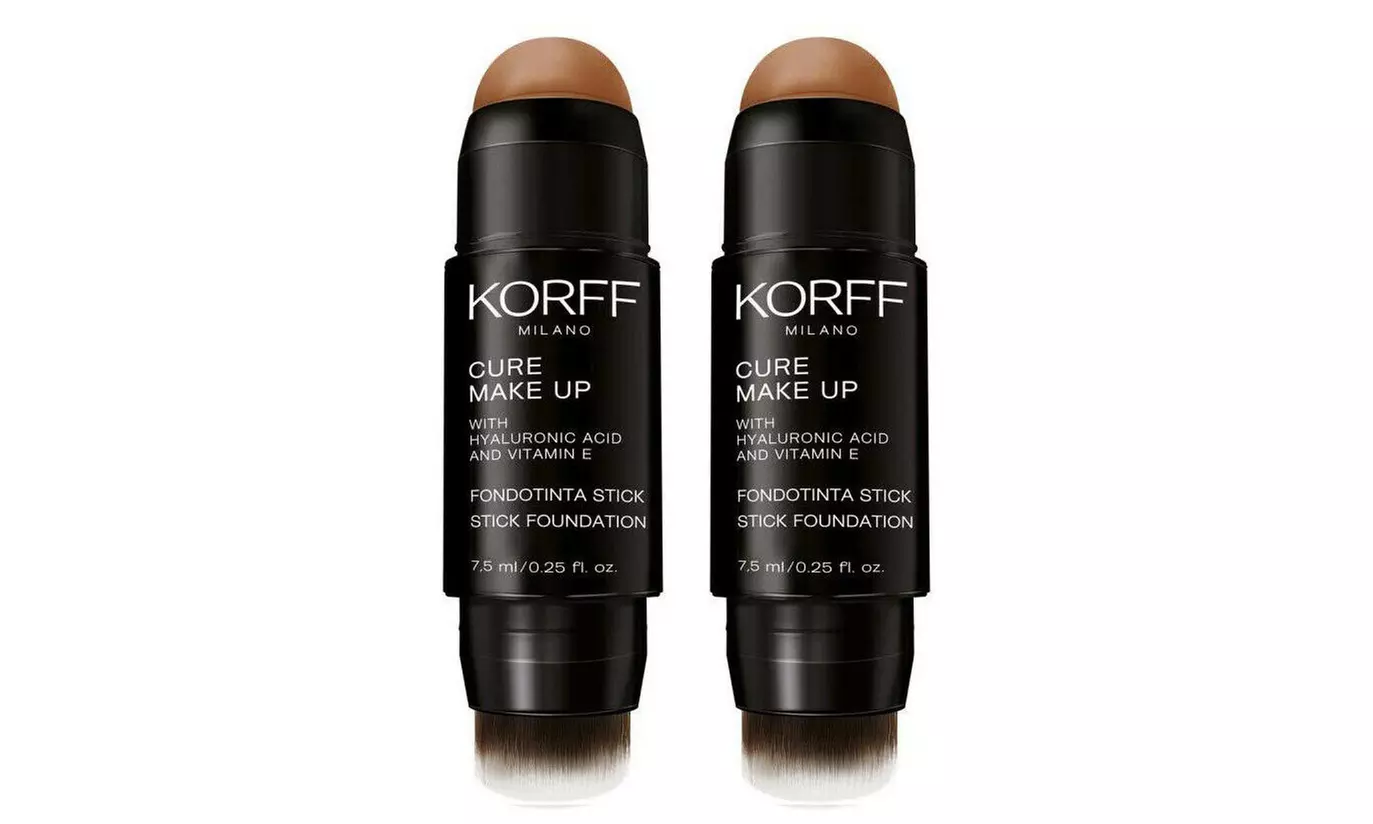 1 o 2 fondotinta stick di Korff con acido ialuronico e vitamina C