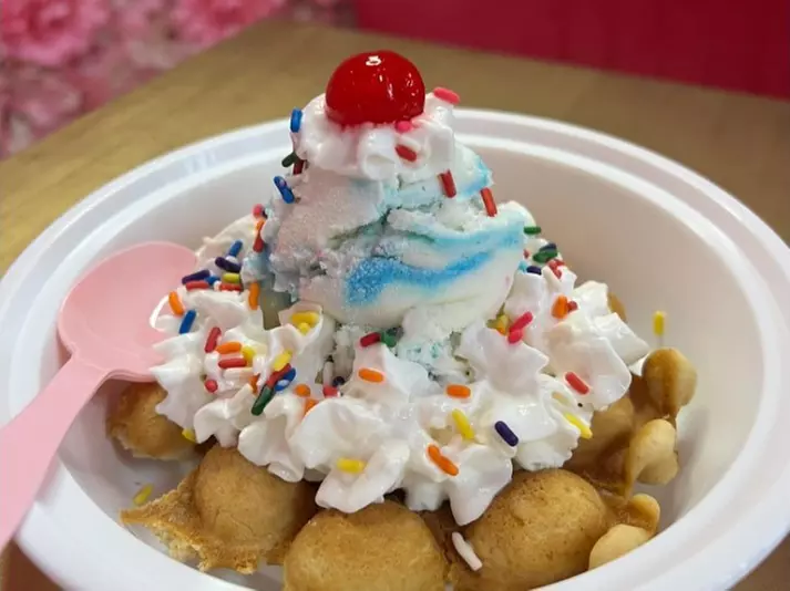 Singles, Couples or Group Haunted Selfie Tours with Halloween Waffles