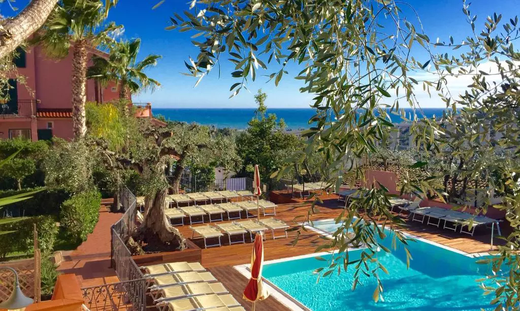 Italie, Imperia : 1 ou 2 nuits avec spa, dîner et location de vélos