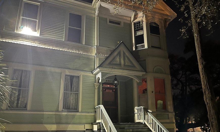 Image 7: 90-Minute Galveston Ghost Walking Tour with Historic Galveston Ghost Tours