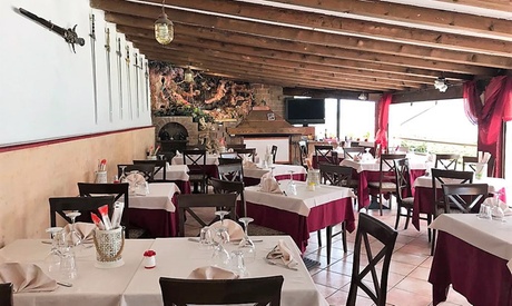 Menu di pesce con dolce e calice di vino fino a 4 persone da Avalon La Locanda Del Re (sconto fino a 52%)