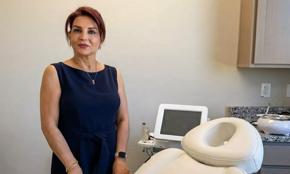 Achieve a Radiant Complexion with a Signature Glow or Deluxe HydraFacial, w/ Optional Boosters. (Up to 50% Off) - Primary Image