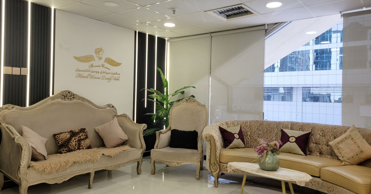 Choice Of Hair Wash, Blow-dry, Roots Color, Haircut, Keratin, & More Choice Of Hair Wash, Blow-dry, Roots Color, Haircut, Keratin, & More
