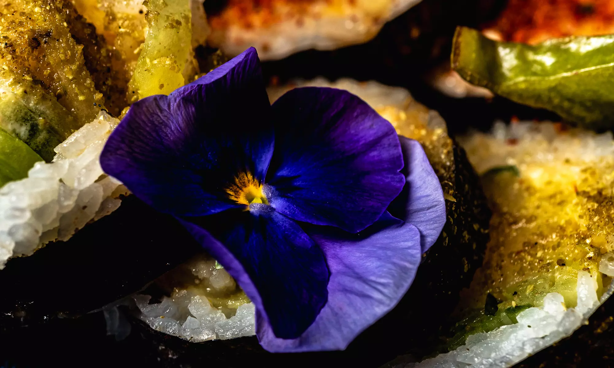 Zestawy sushi: Hakuto, wegetariański lub pieczony do wyboru