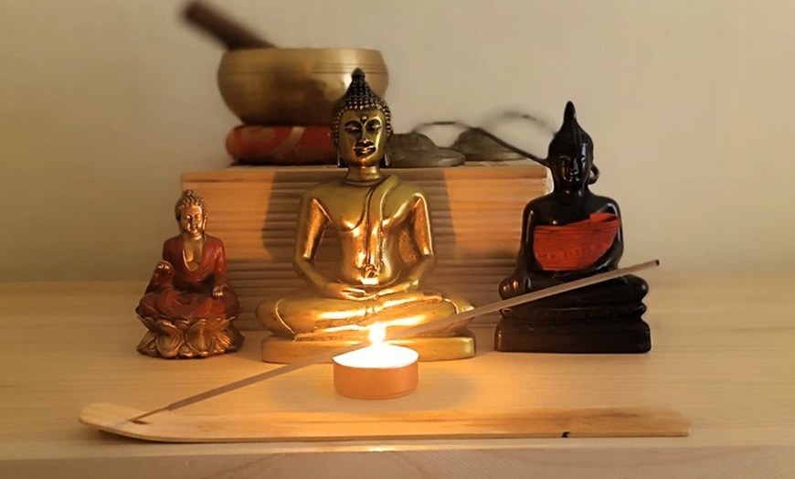 Image 3: Masaje de 60 o 90 minutos a elegir con té de bienvenida para 1 persona