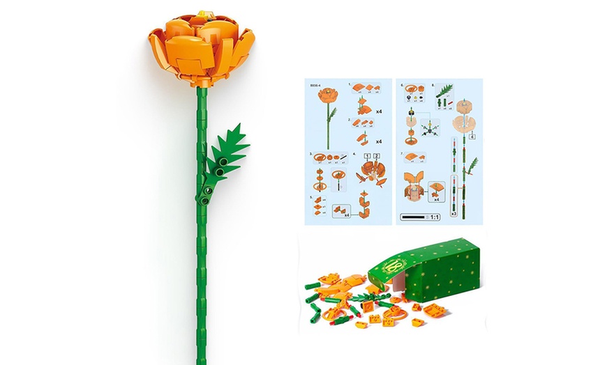 Image 7: Calendario dell'Avvento con blocchi da costruzione a bouquet di fiori