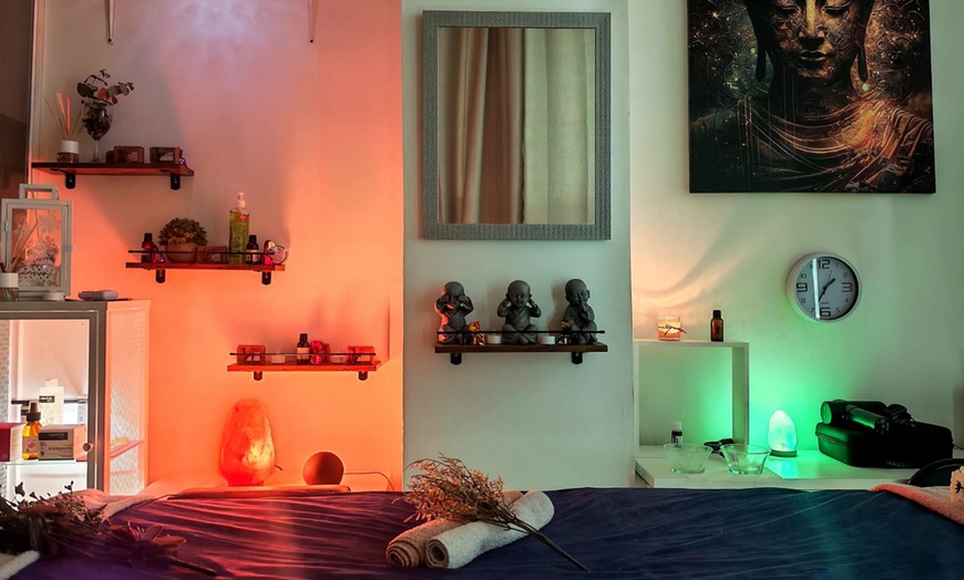 Image 9: Masaje drenante linfatico, reductor y anticelulítico a elegir