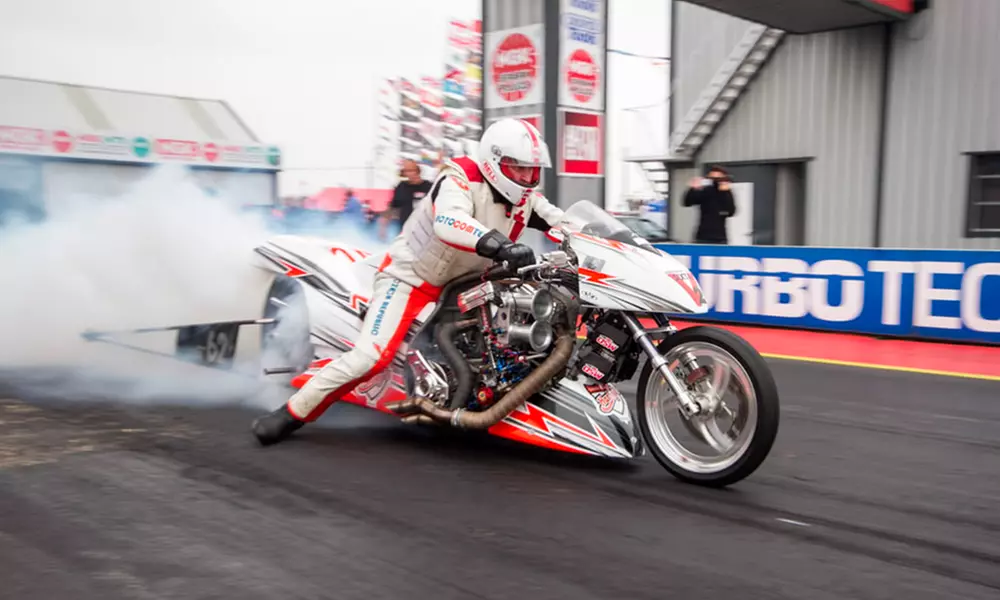 FIA European Drag Racing Championship Ticket for £26 at Santa Pod Raceway (Up to 27% Off) - Image 4