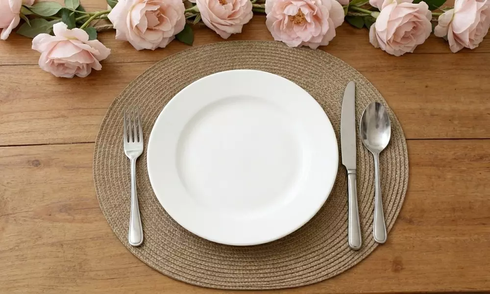 Set di 5 tovagliette rotonde intrecciate