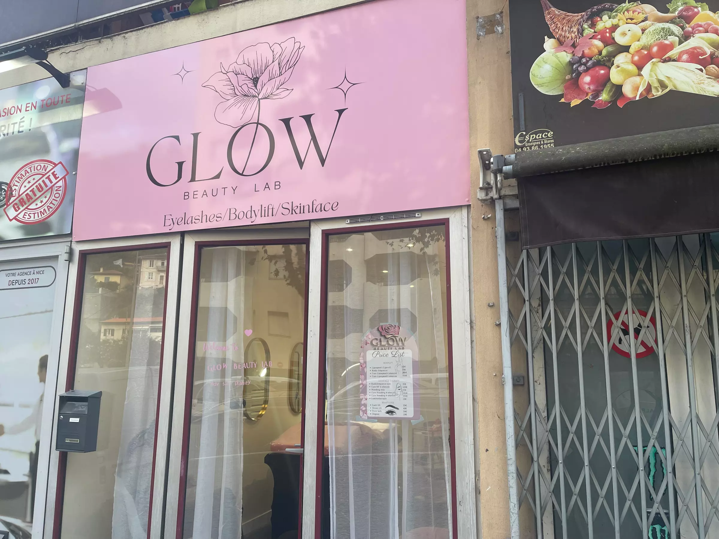 Pose d'extensions de cils au choix