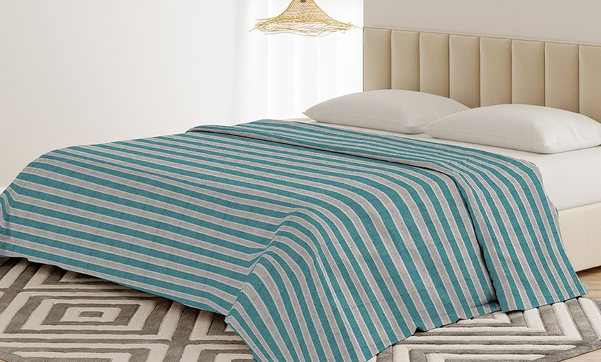 Image 28: Bankhoes en sprei van gerecycled katoen